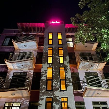 Jaffa Suites Кампала Екстериор снимка