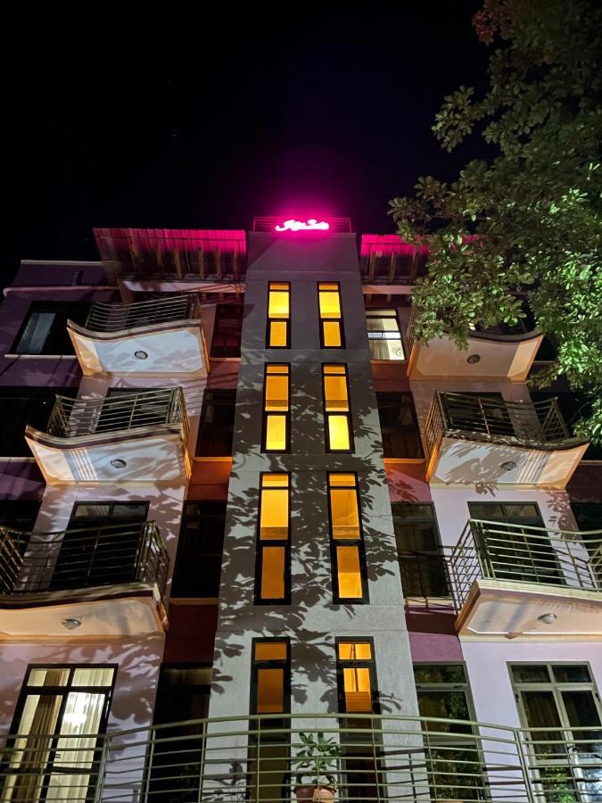 Jaffa Suites Кампала Екстериор снимка