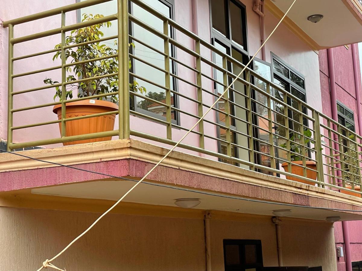 Jaffa Suites Кампала Екстериор снимка