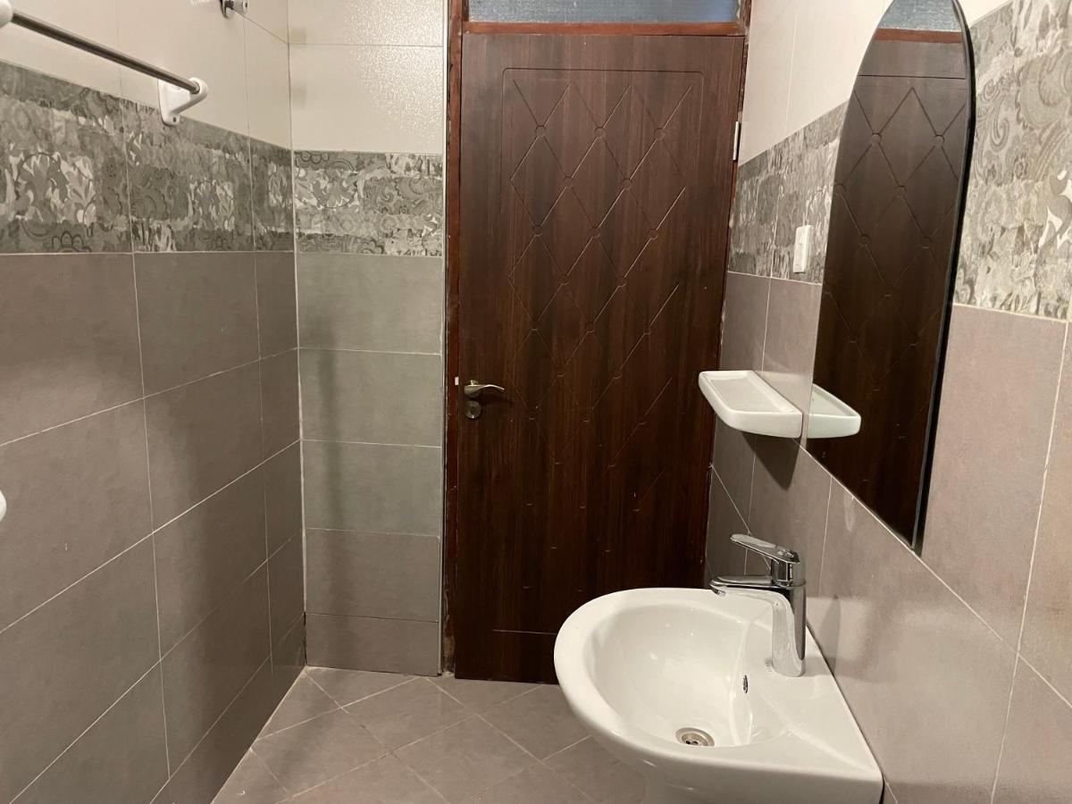 Jaffa Suites Кампала Екстериор снимка